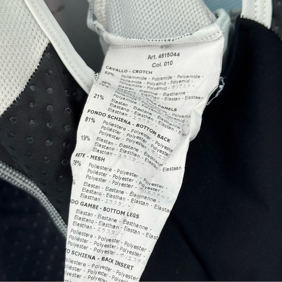 Black and White Athletic Cycling Shorts with Compression Fit - Picture 8 of 10